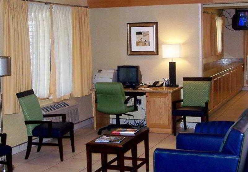 Springhill Suites Phoenix Glendale/Peoria Room photo